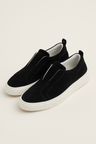 LEOMAR™ | Seemisnahast slip-on jalatsid, must