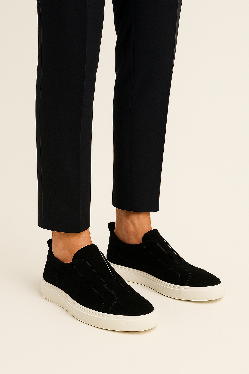 espyrali Suede Slip-On Black
