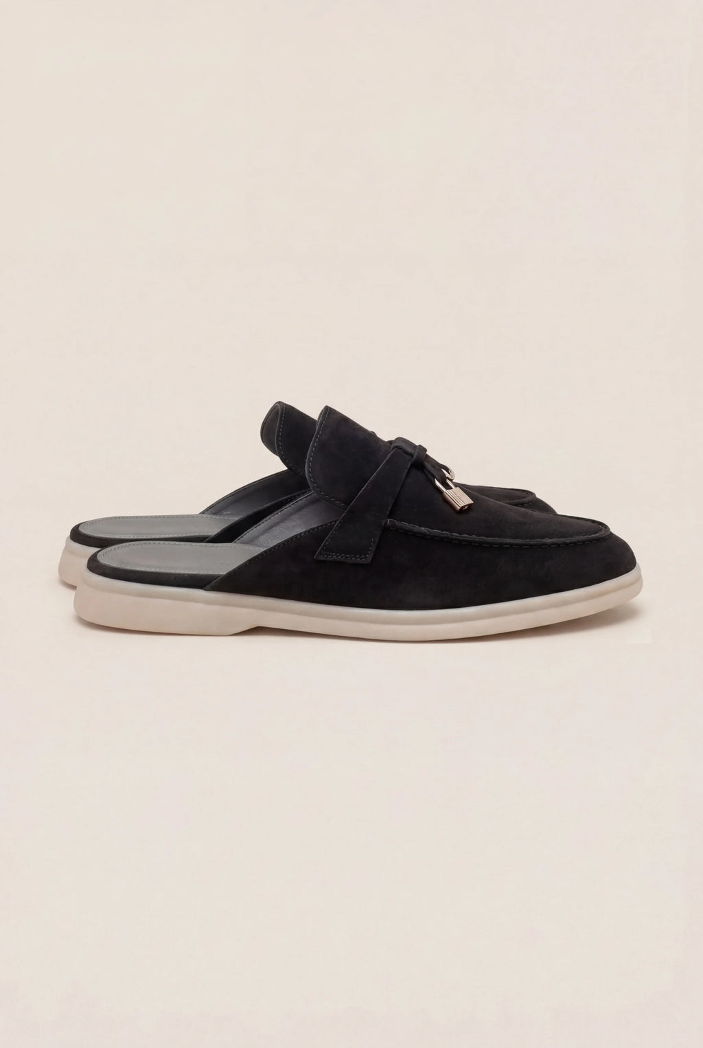 Suède Black Explorer Mule