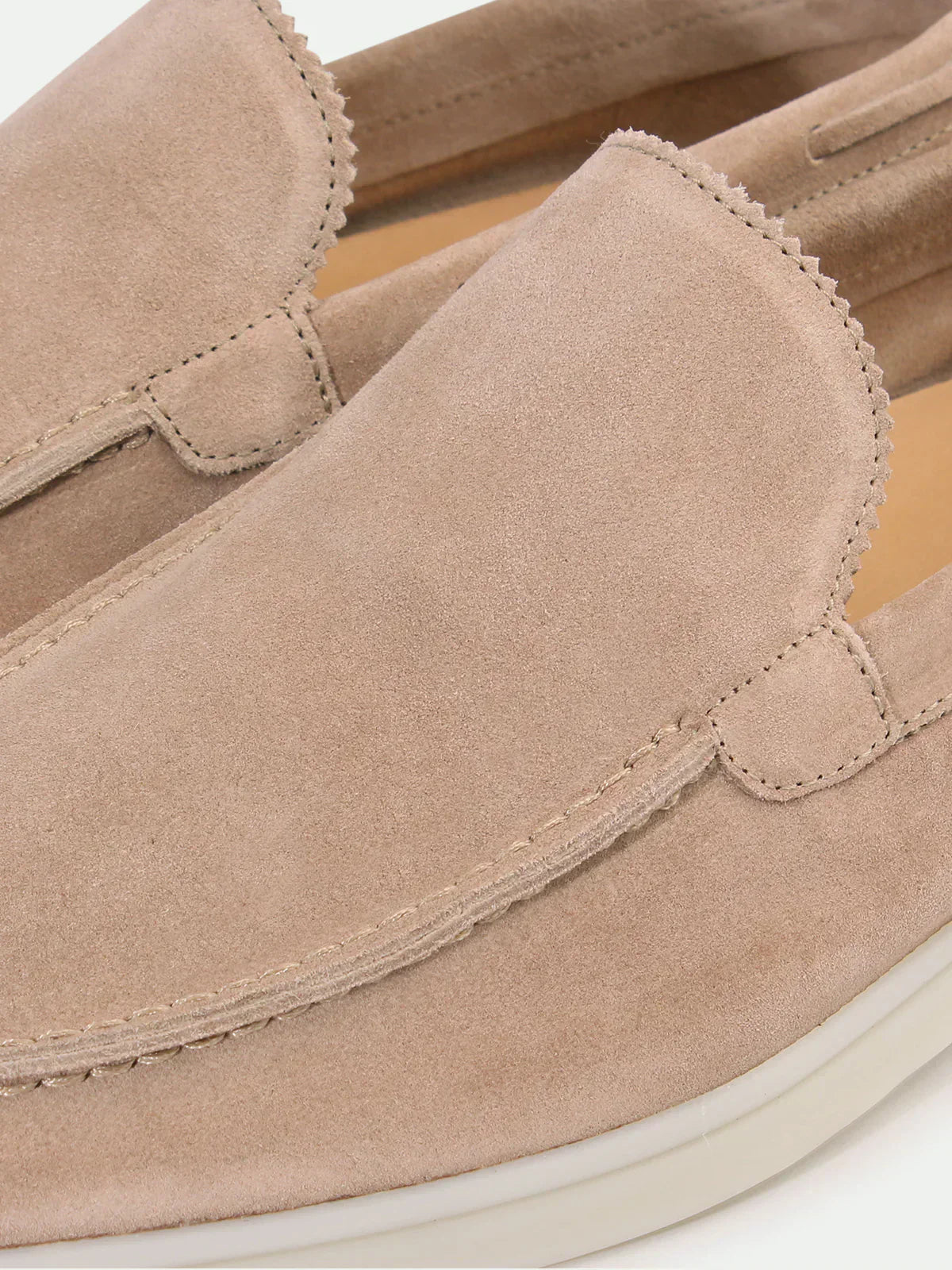 Classic Suède Loafer Beige