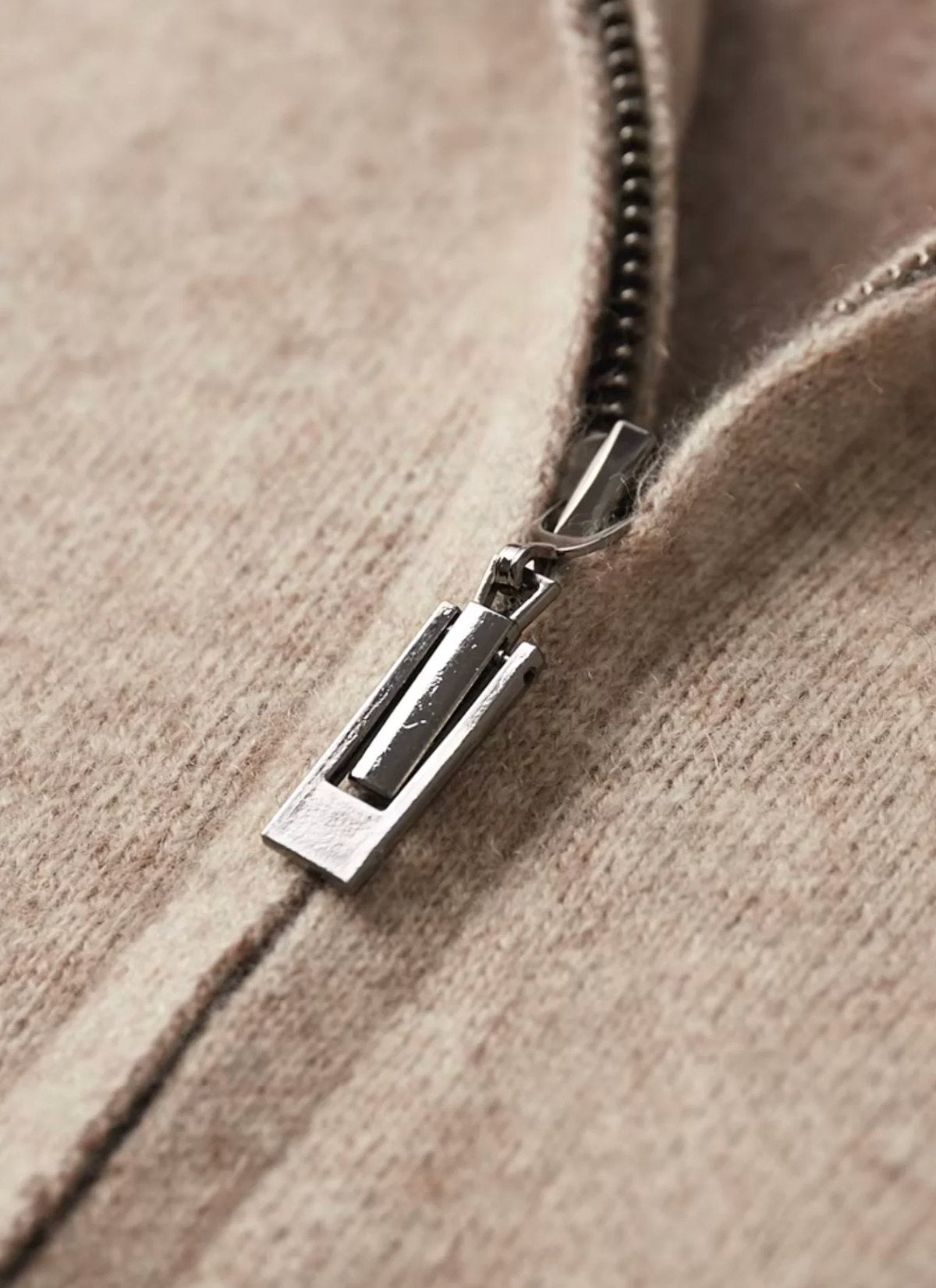 nero cashmere tracksuit beige