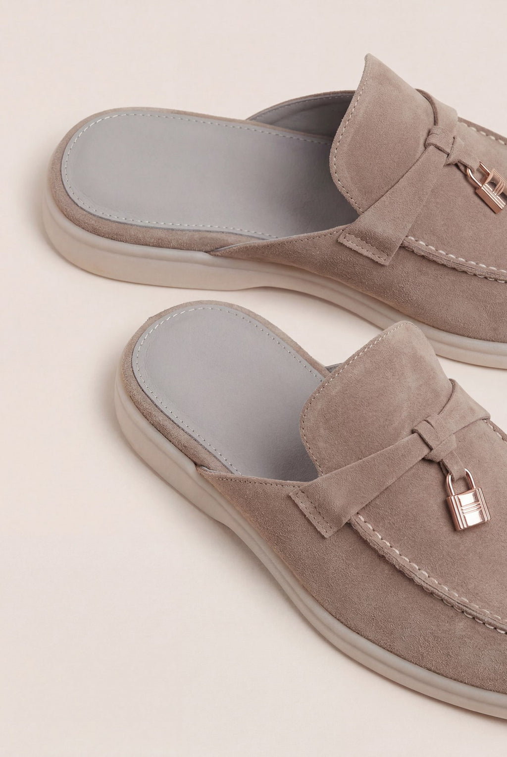 suede-beige-explorer-mule 2