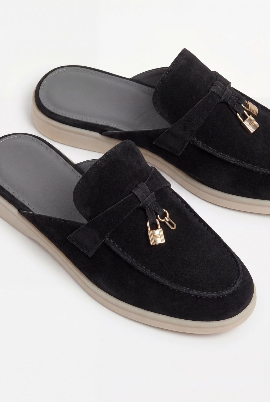 suede-black-explorer-mule 2