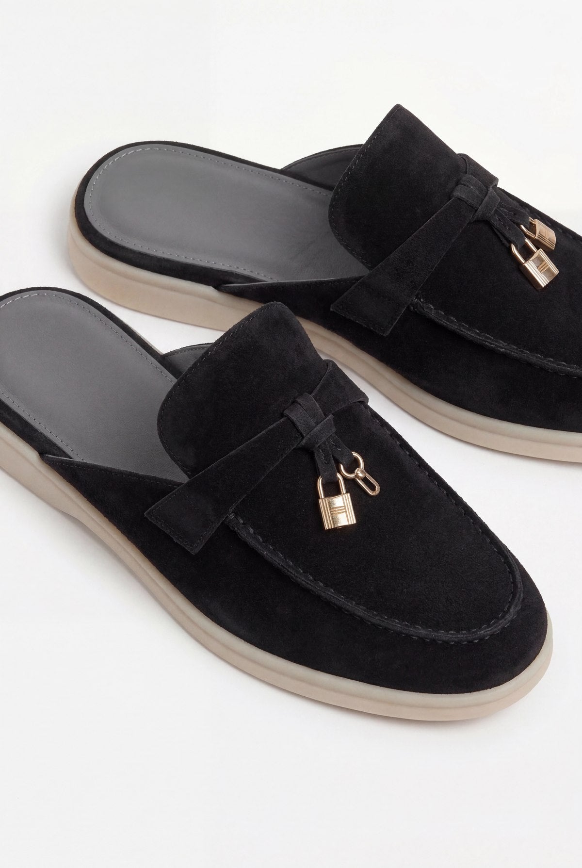 suede-black-explorer-mule 2