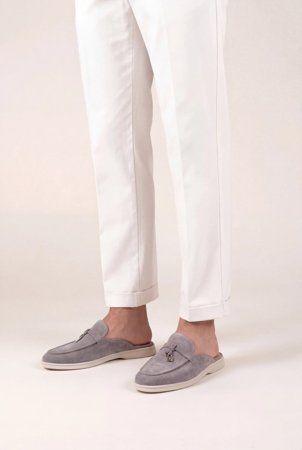 suede-light-grey-explorer-mule 4