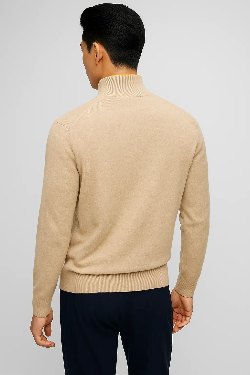 Rocky Mountains Sweater Beige